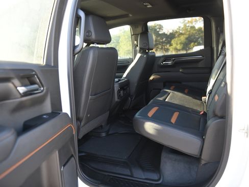 Used 2024 GMC Sierra 1500 AT4 w/ Technology Package image 21