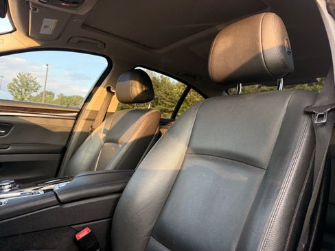 Used 2016 BMW 535i Sedan RWD image 16