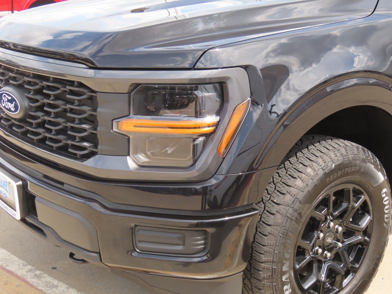 Used 2025 Ford F150 STX AWD/4WD image 3