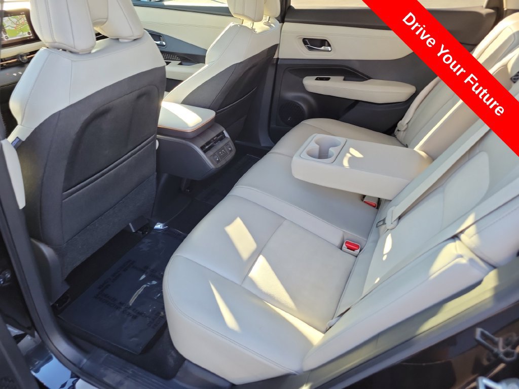 Used 2024 Nissan Ariya FWD image 26