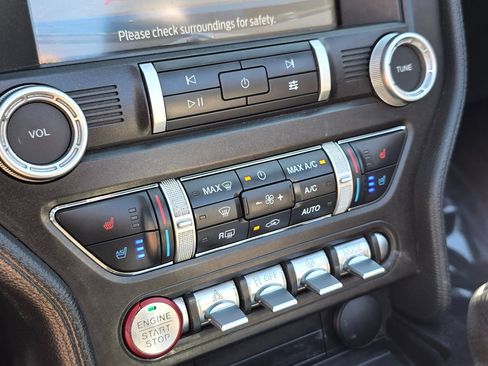 Used 2020 Ford Mustang Premium image 31