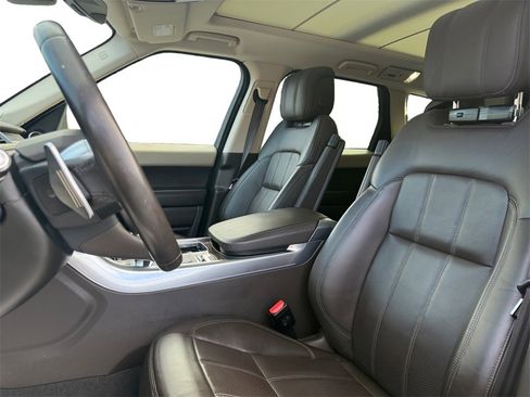 Used 2019 Land Rover Range Rover Sport Supercharged image 9