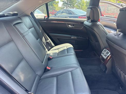 Used 2012 Mercedes-Benz S 550 image 17