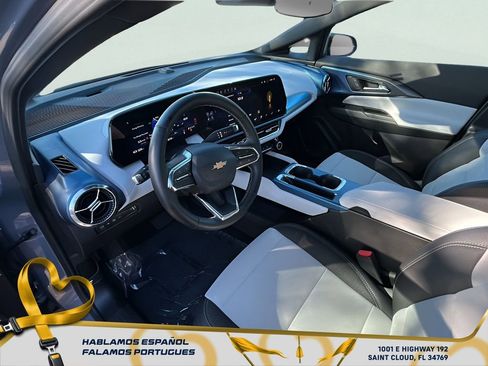 Certified 2025 Chevrolet Equinox EV LT image 15