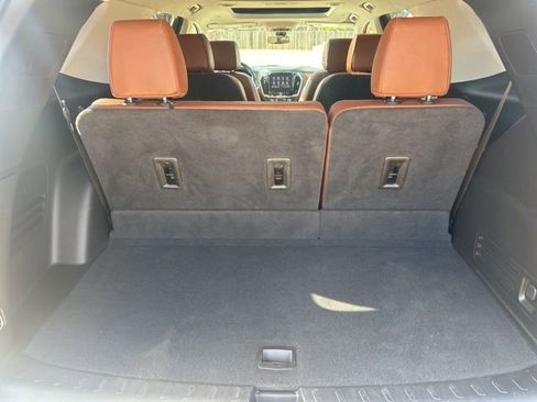 Used 2021 Chevrolet Traverse High Country image 36