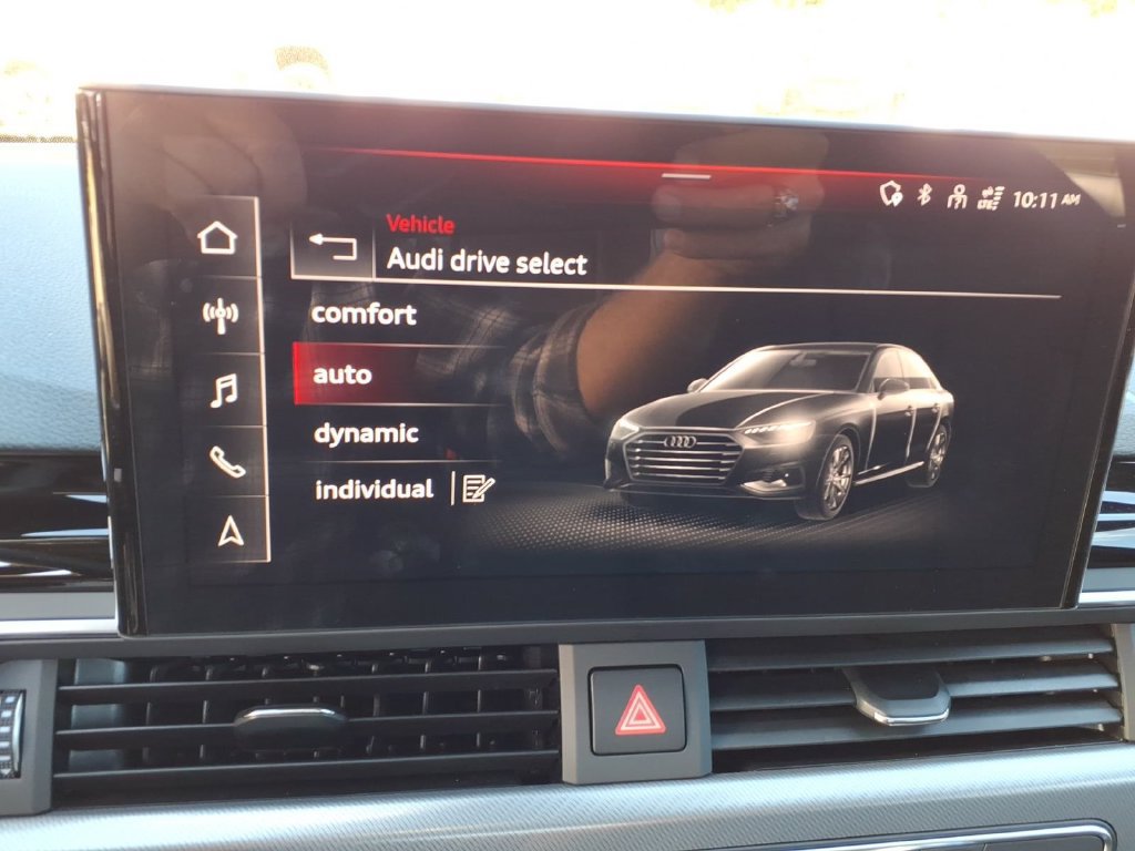 Used 2023 Audi A4 2.0T Premium Plus w/ Premium Plus Package AWD/4WD image 16