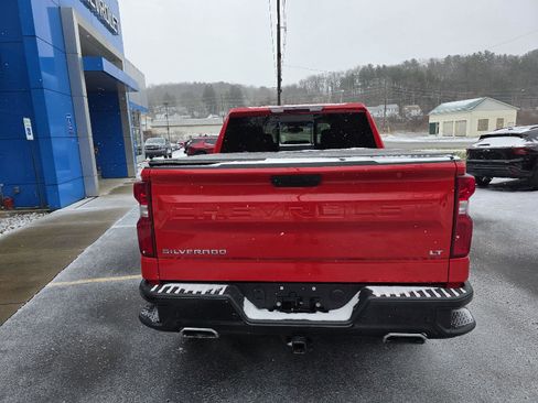 Used 2021 Chevrolet Silverado 1500 LT Trail Boss w/ Convenience Package II image 7