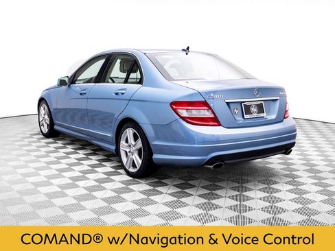 Used 2011 Mercedes-Benz C 300 4MATIC Sedan image 3