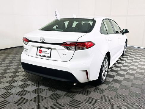 Used 2023 Toyota Corolla LE FWD image 3
