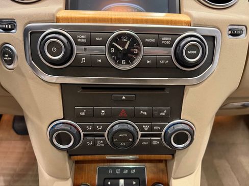 Used 2014 Land Rover LR4 HSE AWD/4WD image 49