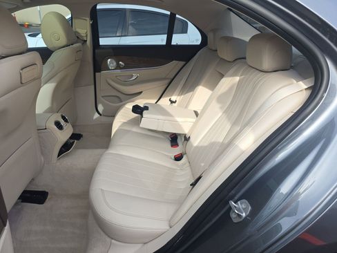 Used 2018 Mercedes-Benz E 300 w/ Premium 1 Package image 20