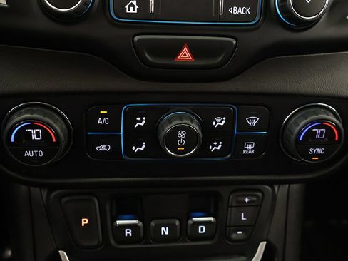 Used 2020 GMC Terrain SLT AWD/4WD image 43