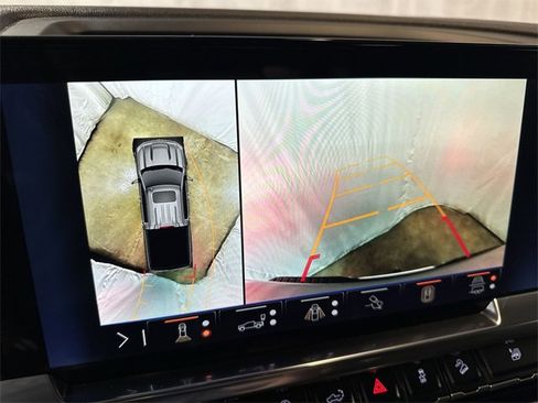 Certified 2024 Chevrolet Silverado 1500 LTZ w/ LTZ Premium Package image 19