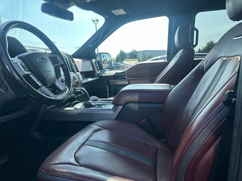 Used 2020 Ford F150 Platinum w/ Equipment Group 701A Luxury AWD/4WD image 7