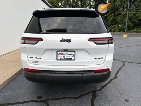 Certified 2023 Jeep Grand Cherokee L Limited w/ Black Appearance Package AWD/4WD image 13