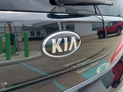 Used 2020 Kia Soul LX FWD image 7