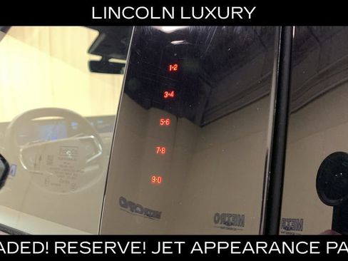 Used 2025 Lincoln Navigator Reserve w/ Jet Appearance Package AWD/4WD image 31