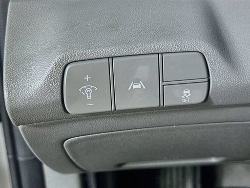 Used 2023 Hyundai Elantra SEL w/ Convenience Package FWD image 21