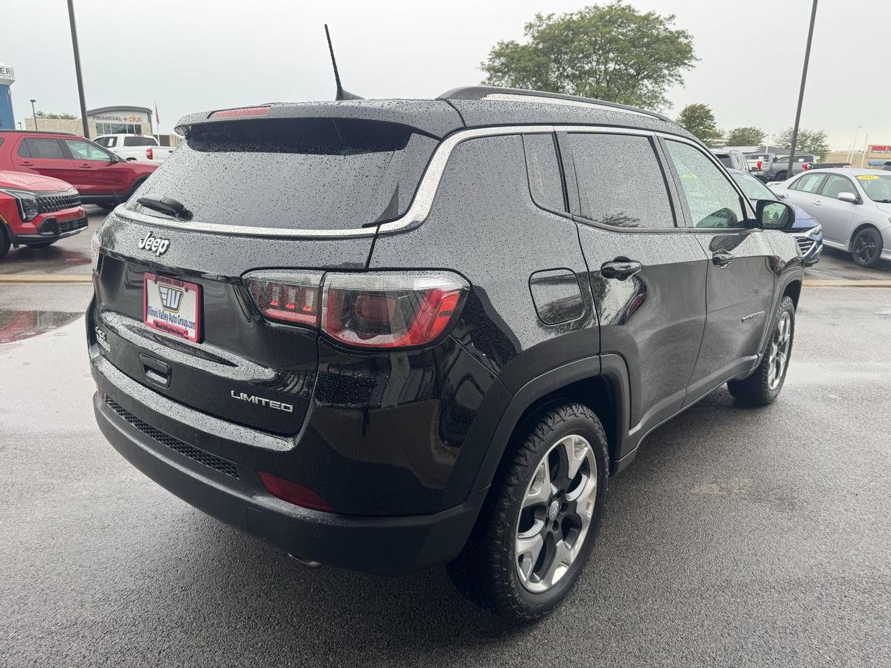 Used 2018 Jeep Compass Limited w/ Navigation Group AWD/4WD image 8