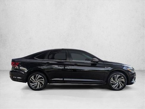 Used 2021 Volkswagen Jetta SEL Premium image 4