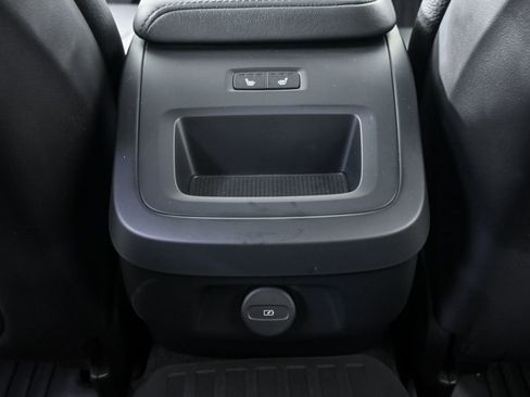 Used 2025 Volvo S60 B5 Plus w/ Climate Package image 21