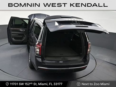 Used 2023 Chevrolet Suburban LS image 32