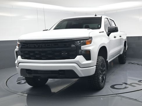 Used 2025 Chevrolet Silverado 1500 Custom w/ Turbomax Blackout Package image 11