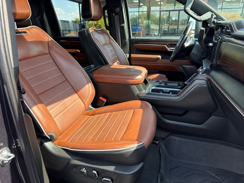 Used 2024 GMC Sierra 3500 Denali Ultimate image 33