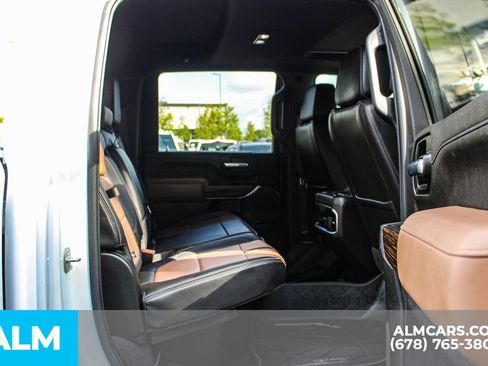 Used 2022 Chevrolet Silverado 3500 High Country image 18