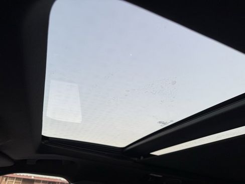 Used 2025 Ford Explorer Platinum image 23