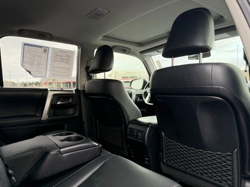 Used 2017 Toyota 4Runner Limited image 19