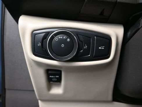 Used 2018 Lincoln MKX Reserve w/ Lincoln MKX Climate Package image 27