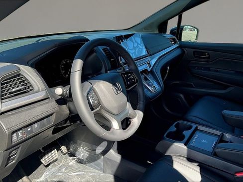 New 2026 Honda Odyssey Sport-L image 7