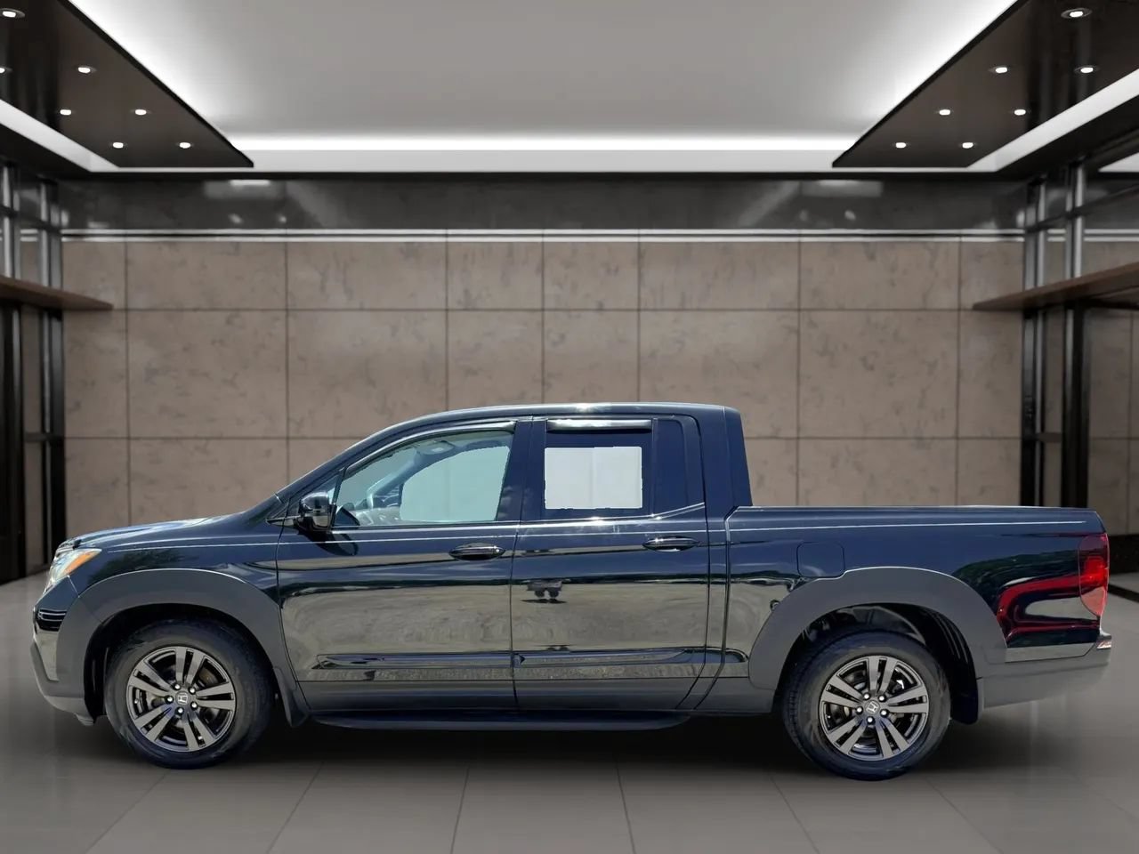 Used 2017 Honda Ridgeline Sport image 6