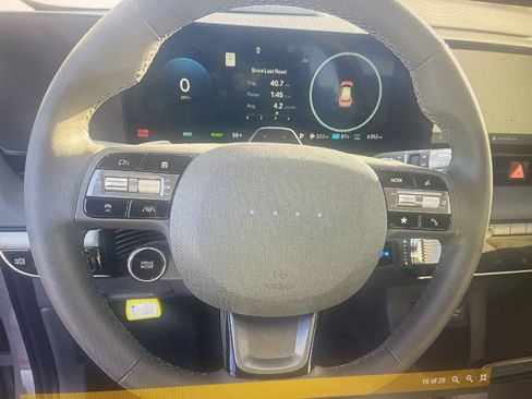 Used 2025 Hyundai Ioniq 5 Limited RWD image 12