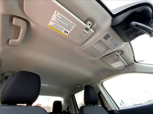 Used 2022 Ford Maverick XL image 13