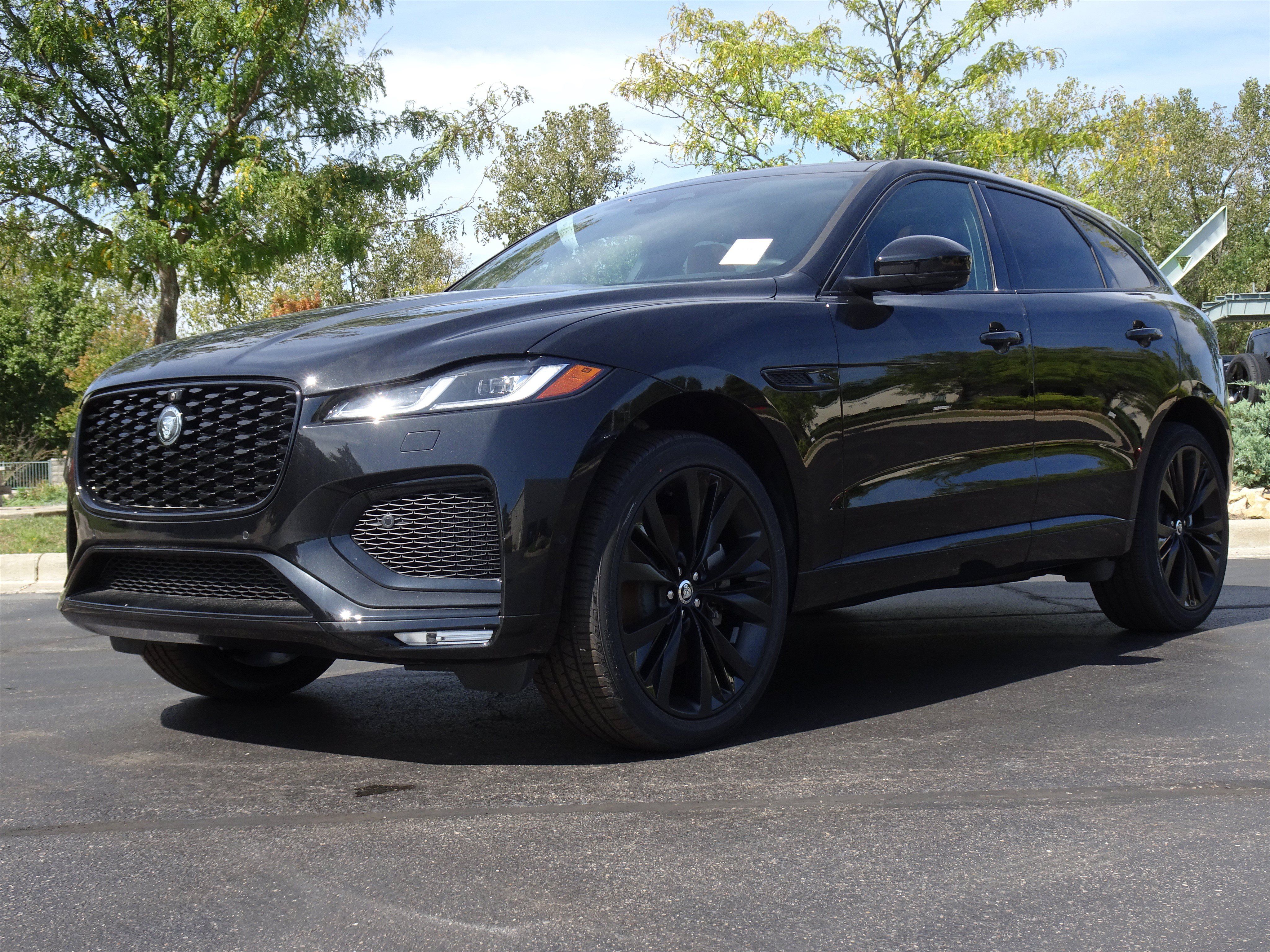 New 2026 Jaguar F-PACE R-Dynamic S AWD/4WD image 2