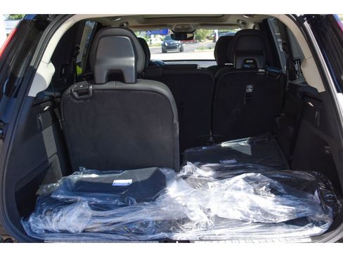 New 2026 Volvo XC90 T8 Ultra w/ Protection Package Premier AWD/4WD image 23
