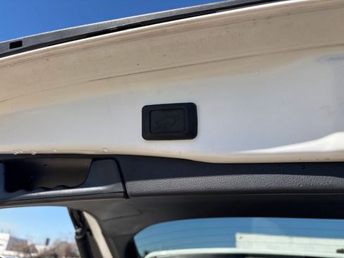 Used 2025 Toyota RAV4 XLE w/ Convenience Package image 23