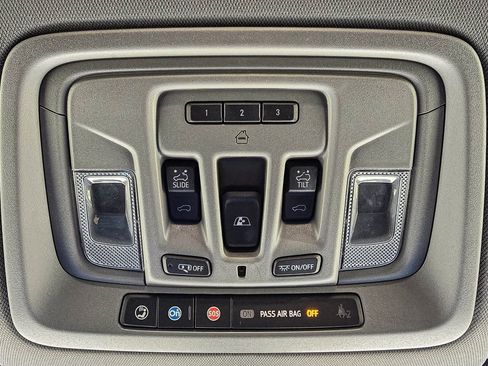 Used 2020 Chevrolet Silverado 1500 LTZ w/ LTZ Premium Package image 28