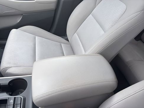 Used 2016 Hyundai Tucson Sport image 13