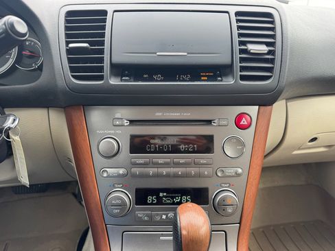 Used 2005 Subaru Outback 3.0R L.L. Bean w/ Popular Equipment Group 3 image 17