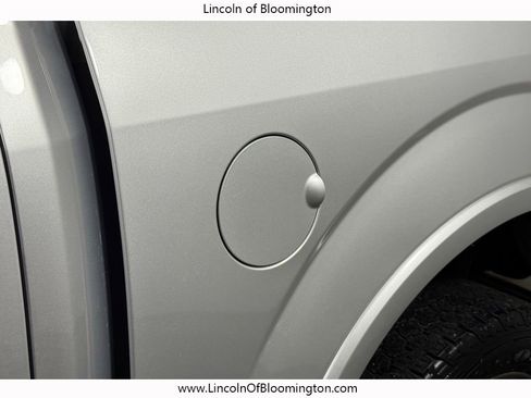 Used 2016 Ford F150 XLT w/ Equipment Group 302A Luxury AWD/4WD image 17