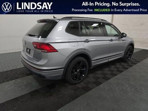 Used 2024 Volkswagen Tiguan SE R-Line AWD/4WD image 3