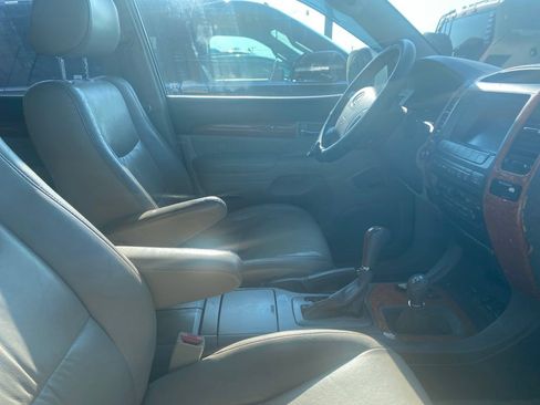 Used 2005 Lexus GX 470 AWD/4WD image 7