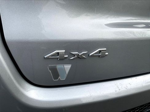 Used 2023 Jeep Compass Sport AWD/4WD image 23