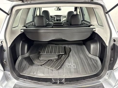 Used 2012 Subaru Forester 2.5X Limited AWD/4WD image 33