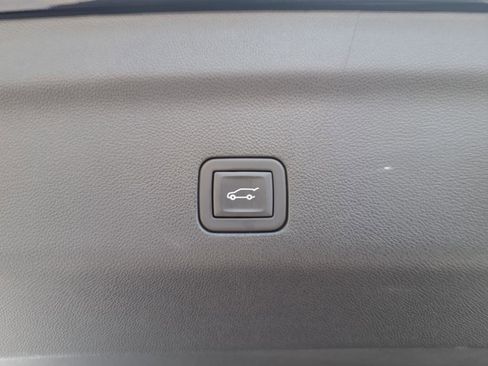 Certified 2023 GMC Yukon XL Denali Ultimate image 7