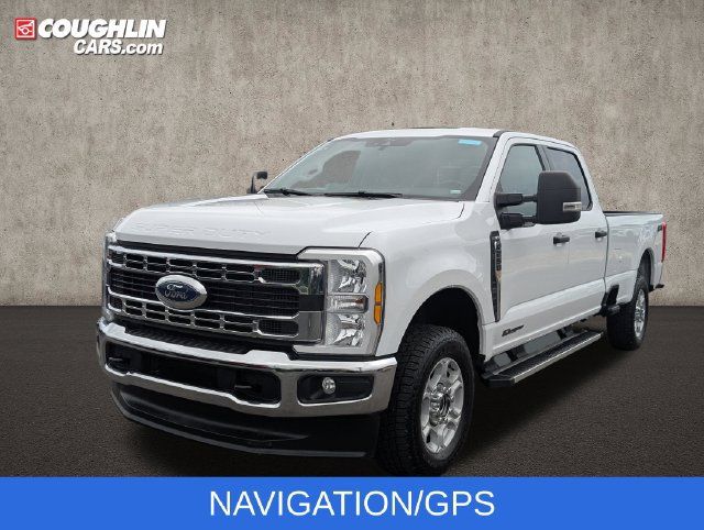 Used 2025 Ford F250 XLT AWD/4WD image 4