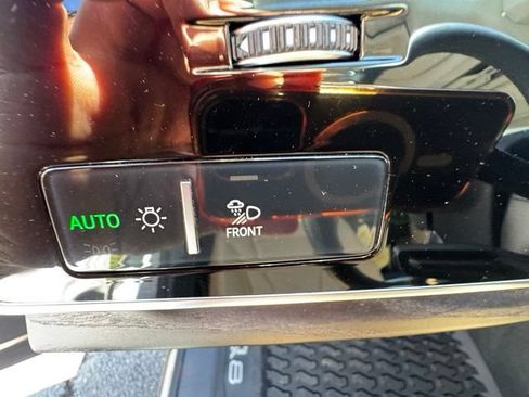 Used 2021 Audi Q8 Prestige w/ Prestige Package AWD/4WD image 15